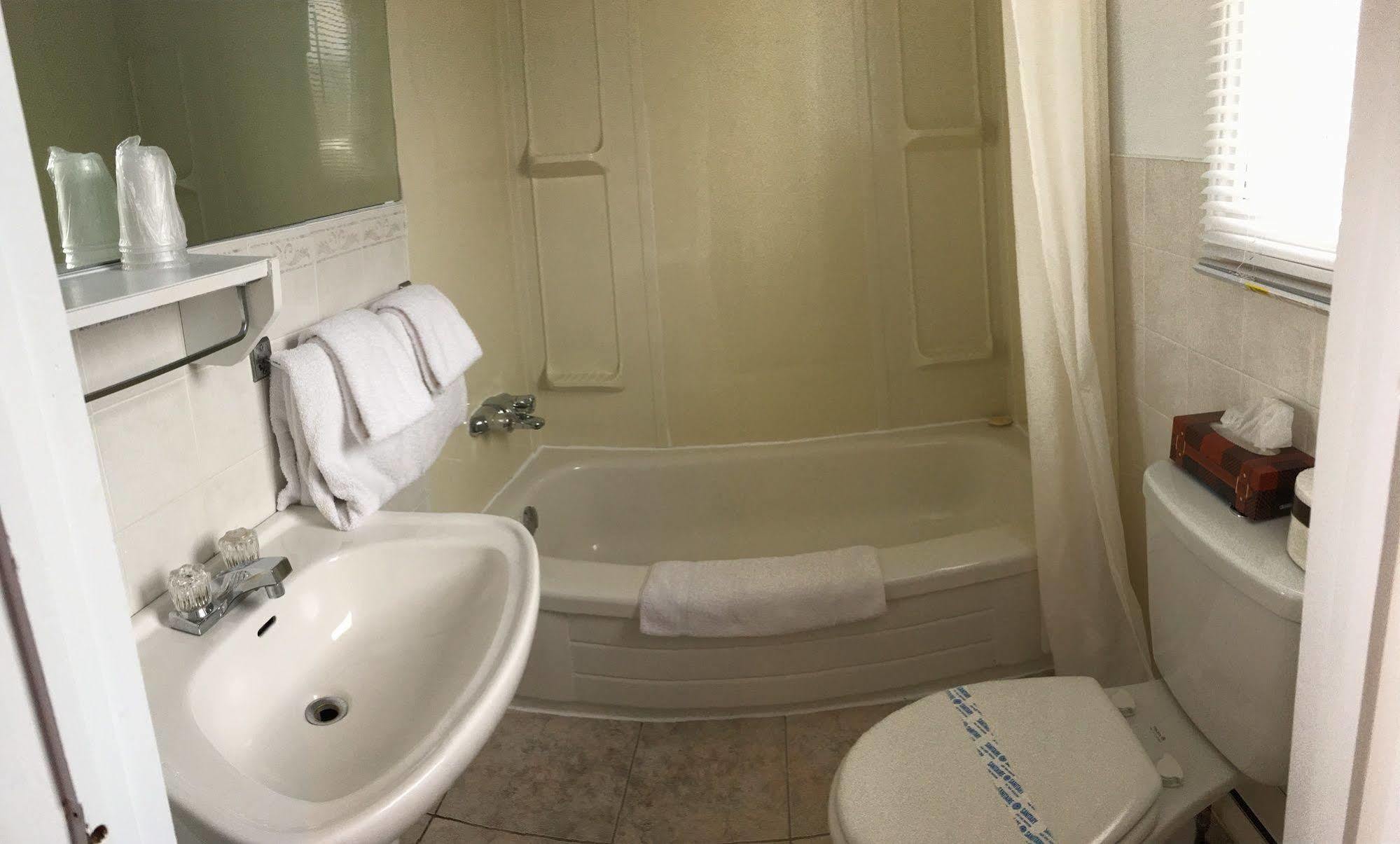 Motel サント・フラヴィ エクステリア 写真